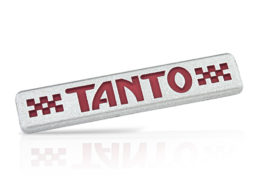 Tanto-Emblema-aluminio-texturizado-baixo-relevo